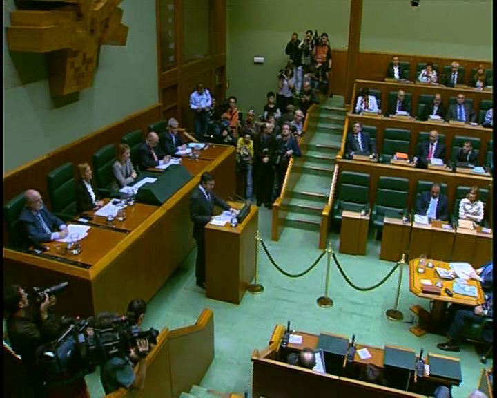 Video Eusko Legebiltzarrak Patxi Lopez izendatu du Eusko Jauraritzako Lehendakari