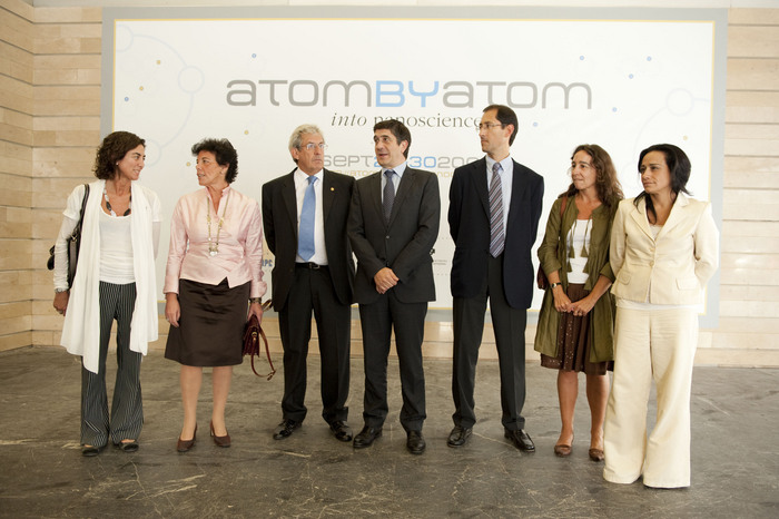Atom_1