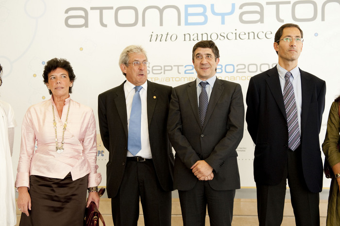 Atom_2