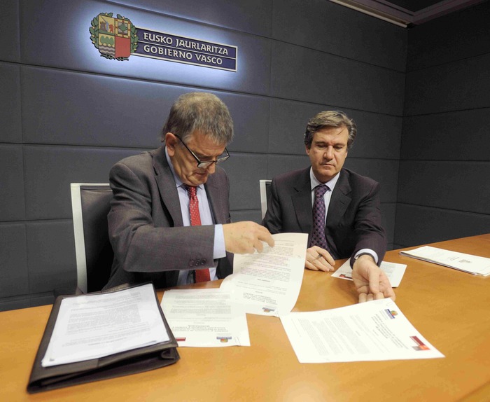 Firma2