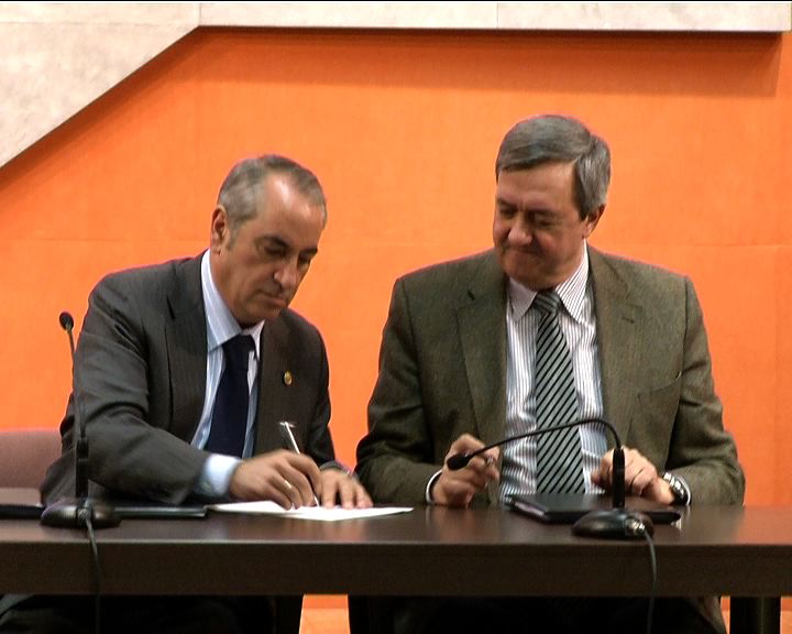 Video El Gobierno Vasco "garantiza" la financiación de viviendas protegidas durante 2010