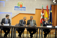 El Gobierno Vasco "garantiza" la financiación de viviendas protegidas durante 2010