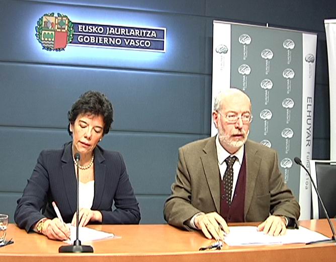Video El Gobierno Vasco y la Fundación Elhuyar han firmado un acuerdo de colaboración para el desarrollo de la ciencia en la sociedad vasca en 2010