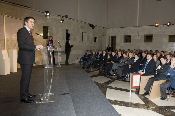 Premios04
