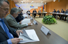 El Gobierno Vasco suscribe un acuerdo con 20 entidades financieras para facilitar créditos por 600 millones de euros a empresarios y autónomos