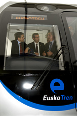 El Gobierno Vasco presenta las nuevas unidades de Euskotren