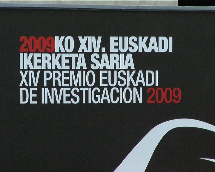 Video El Premio Euskadi de Investigación 2009 recae en José Luis de La Cuesta Arzamendi