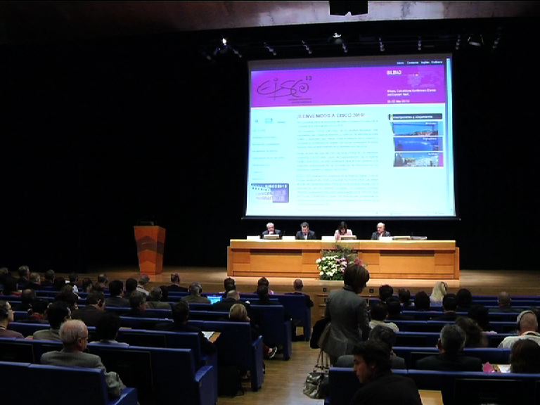 Video Eusko Jaurlaritzak Berrikuntza Plan bat onartuko du, “zerbitzu publiko elektronikoen erabateko garapena” lortzeko legegintzaldiaren amaieran