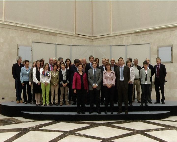 Video El Lehendakari preside el Pleno del Consejo Asesor del Euskera