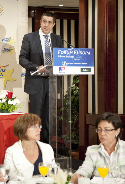 Forum08
