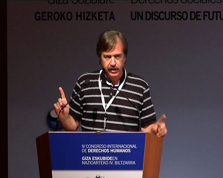 Video Daniel Raventós Pañella Profesor Titular del Departamento de Teoría Sociológica, Filosofía del Derecho y Metodología de las Ciencias Sociales. Universidad de Barcelona. España