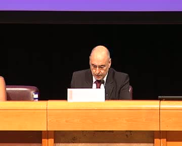 Retransmisión en directo de las Jornadas "Las formas menos visibles de la violencia de género" con interpréte de Lengua de Signos [7:48]