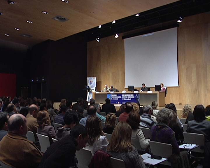Video Osalan organiza las primeras jornadas de psicosociologia laboral . Preguntas II Mesa Redonda
