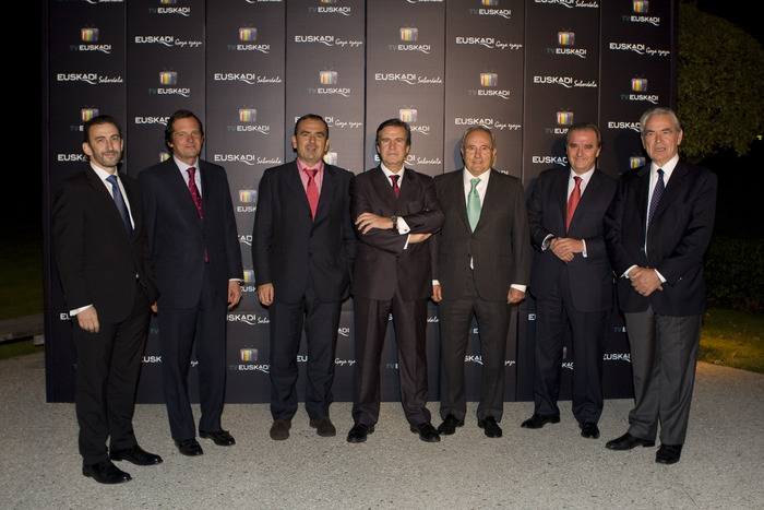 28_10_2010_embajadores6