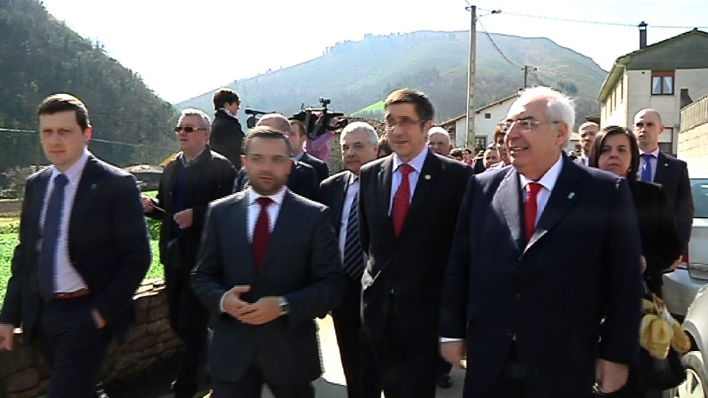 El Lehendakari, Premio  a las Libertades "Rafael del Riego" [1:18]