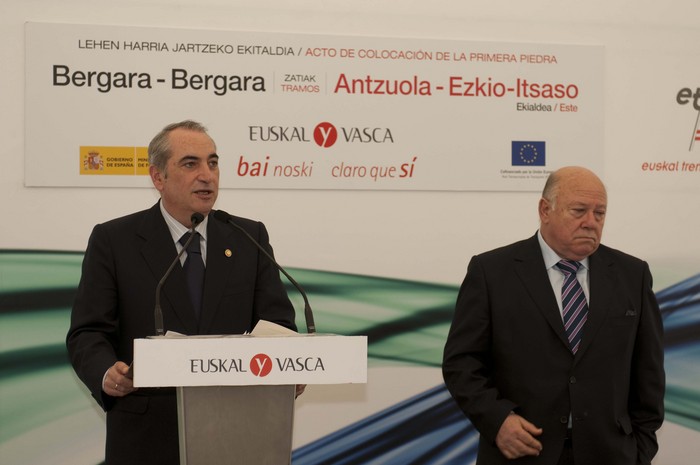 110324_003prensa