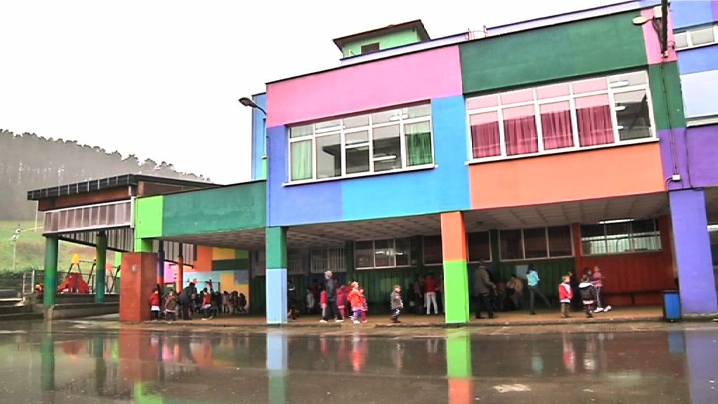 Video Educación acuerda con las patronales el impulso al trilingüismo