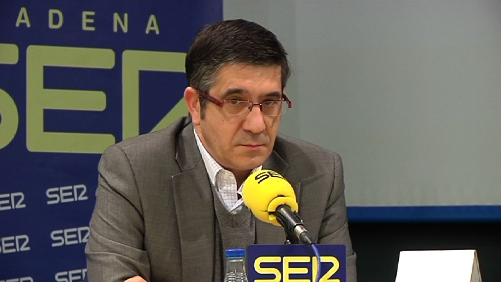 Video "No hay que jugar a interpretar" los boletines de ETA