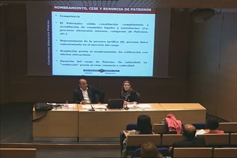 Video Lara Vettorazzi aborda la problemática de la modificación del patronato en el Curso de Fundaciones