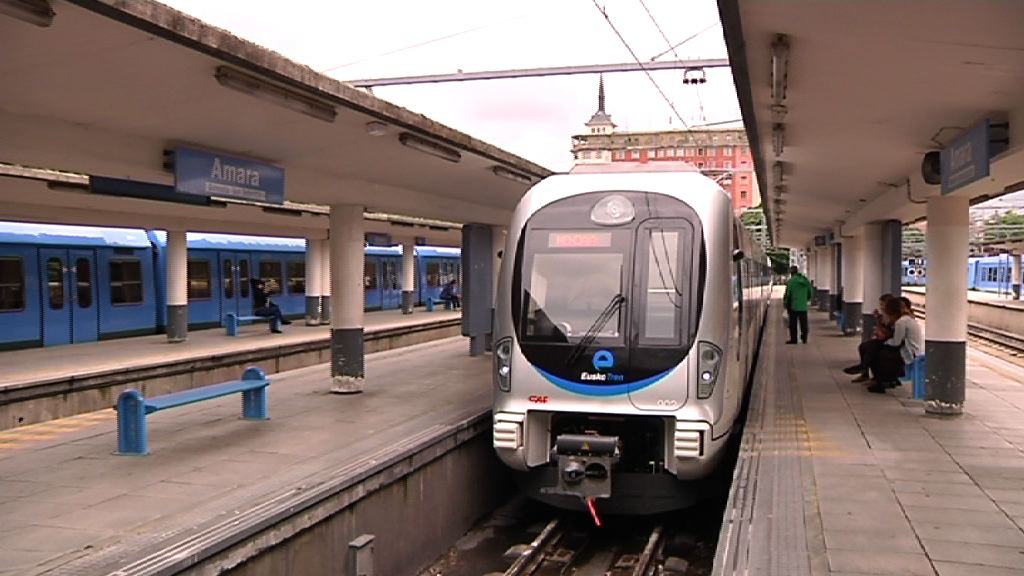 Video Arriola ha inaugurado el primer viaje de los  nuevos trenes de EuskoTren