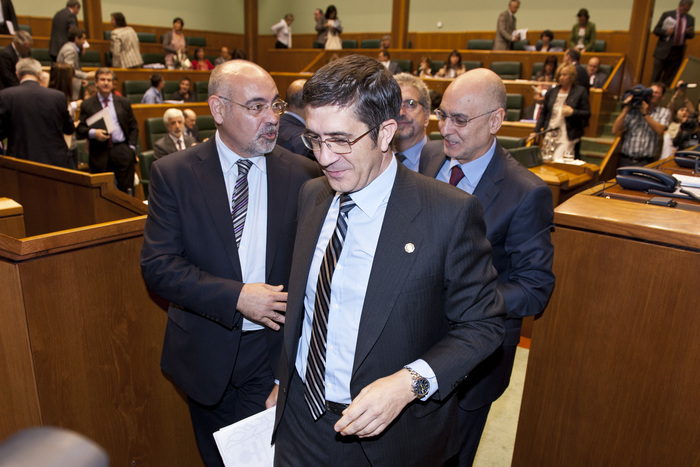 2011_09_29_lehen_parlamento_198