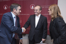 El Lehendakari expone la política intercluster vasca en la Universidad de Harvard 