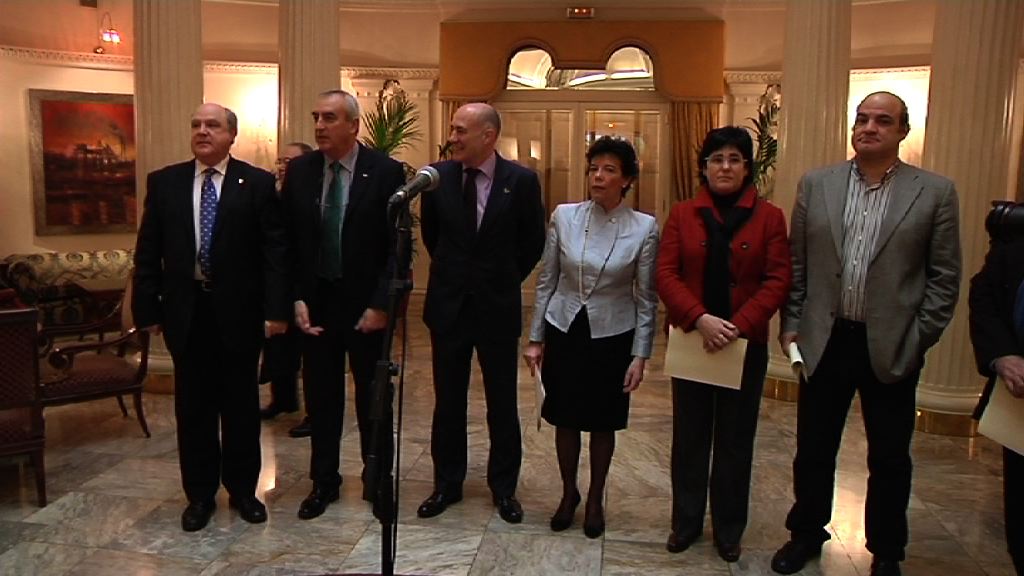 Video La educación vasca firma el "Compromiso por la Educación para la Convivencia"