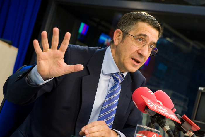 2012_02_06_lehen_radio_eus_032