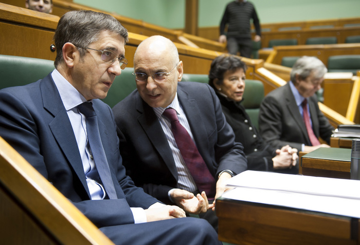 2012_02_10_parlamento4