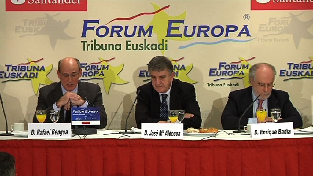 Video El consejero de Sanidad, Rafael Bengoa, interviene en el Forum Europa
