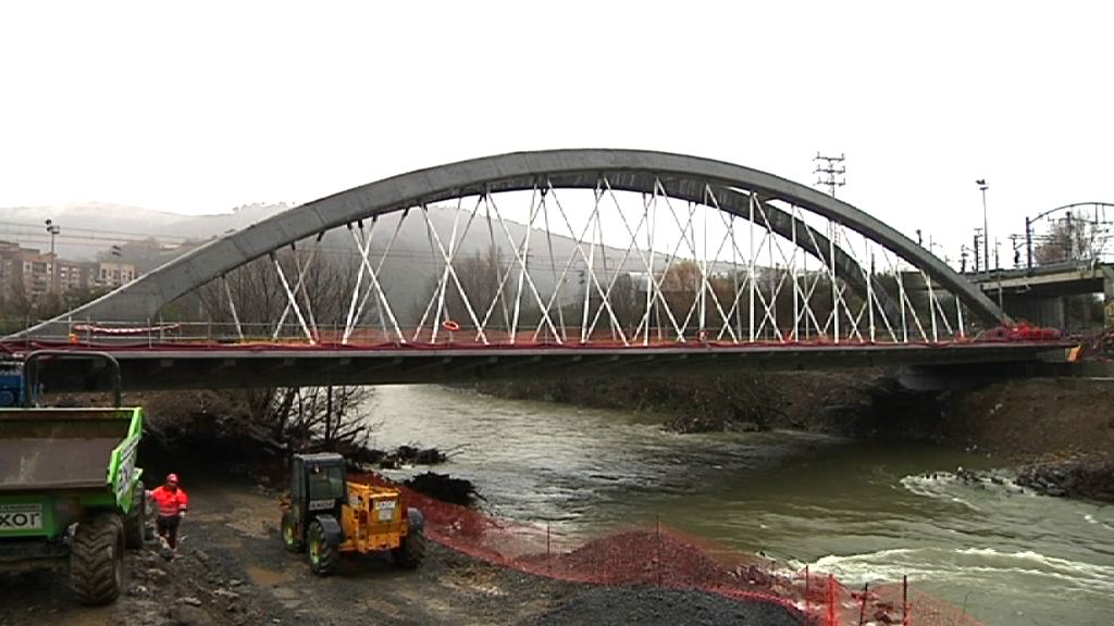 Video Te descubrimos cómo ha sido la construcción del puente de Etxebarri