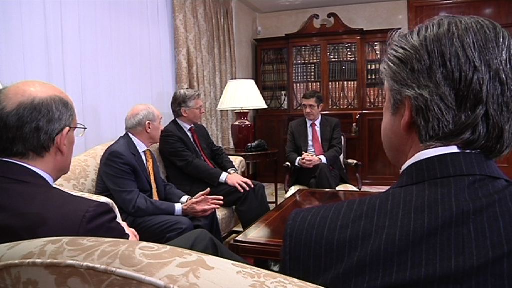 Video El Lehendakari recibe a Frans van Houten, CEO global de Philips