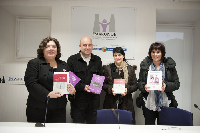 2012_03_19_emakunde_presentacion_publicaciones_06