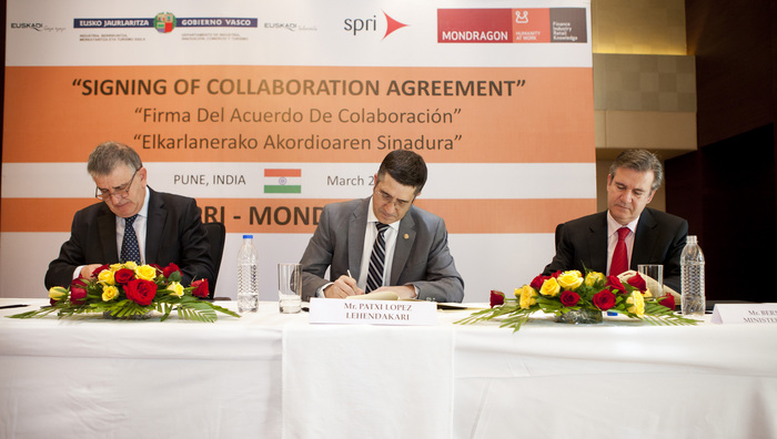 2012_03_19_firma_mondragon_spri12