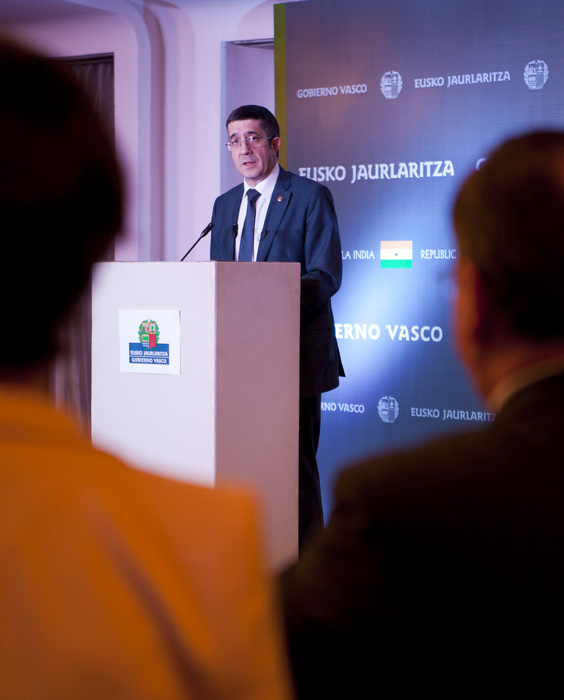 2012_03_21_recepcion8