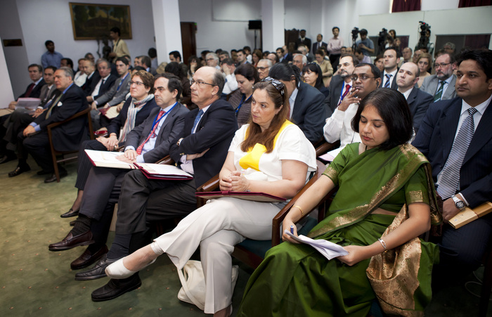 2012_03_21_tribuna_india_espana11