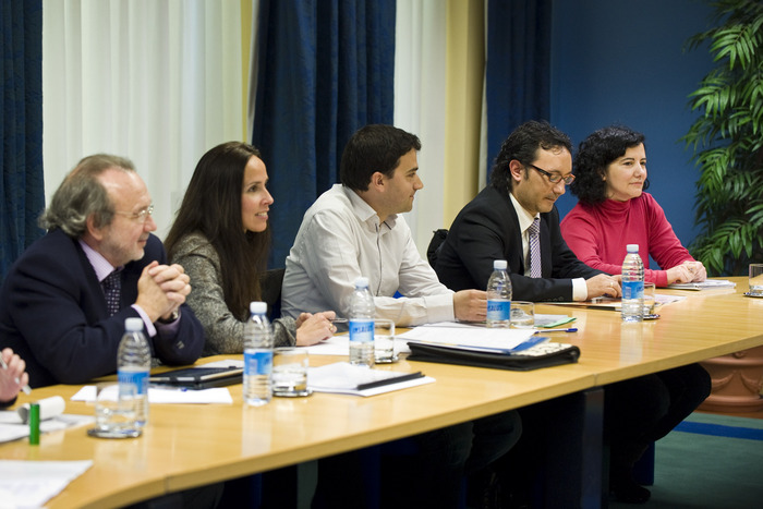 2012_04_20_lehen_mesadialog_012