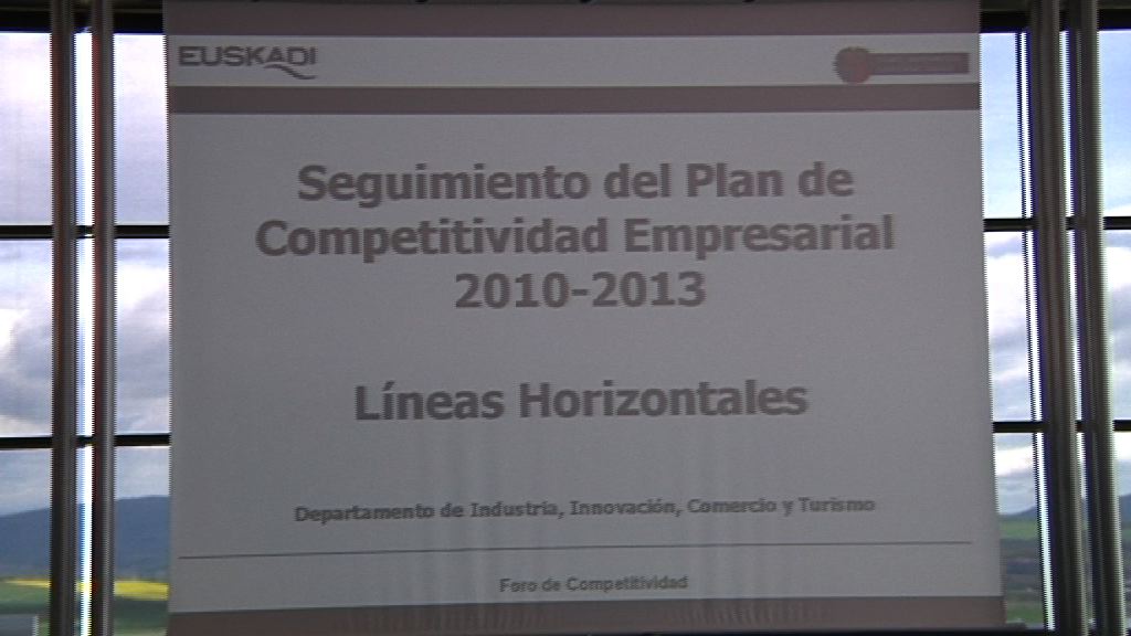 Video Bernabé Unda recuerda que "es tiempo de resistir, competir y liderar" durante el Foro de Competitividad