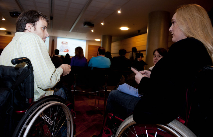 2012_04_23_bengoa_kronikoen_sarea_red_social_03
