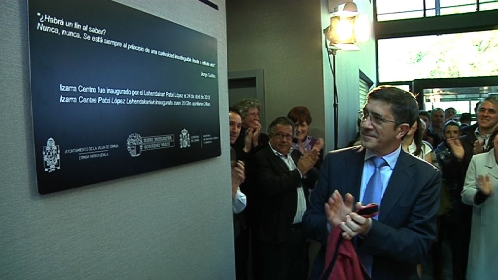 Video El Lehendakari inaugura el Izarra Centre de Ermua