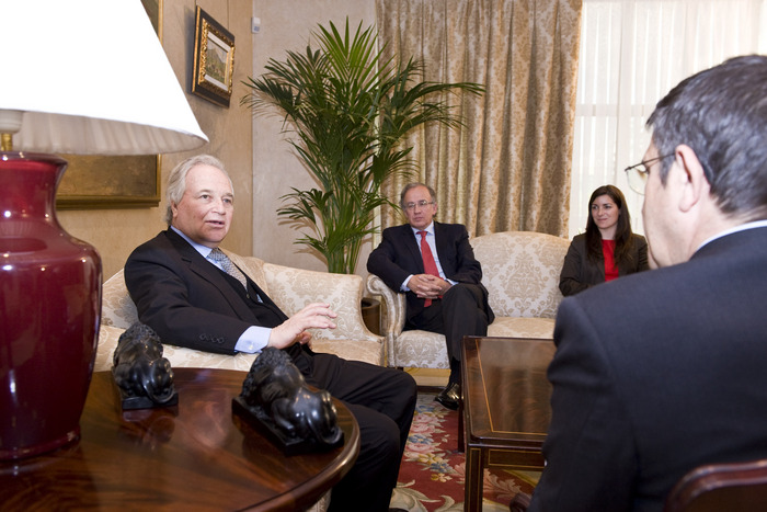 2012_05_02_lehen_emb_peru_020