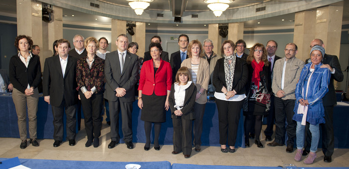 2012_05_04_cela_firma_compromiso_carlton_08