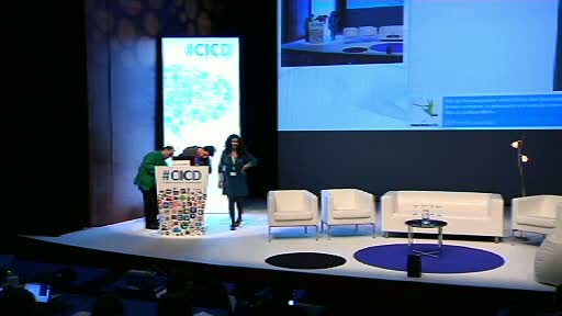 (CICD) Leila Nachawati. Las redes sociales como herramienta de movilización ciudadana [23:57]