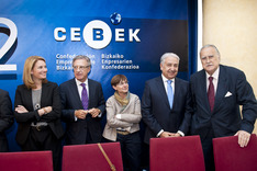 Lehendakari: "Los recortes abocan a una espiral de estancamiento y mayores problemas"