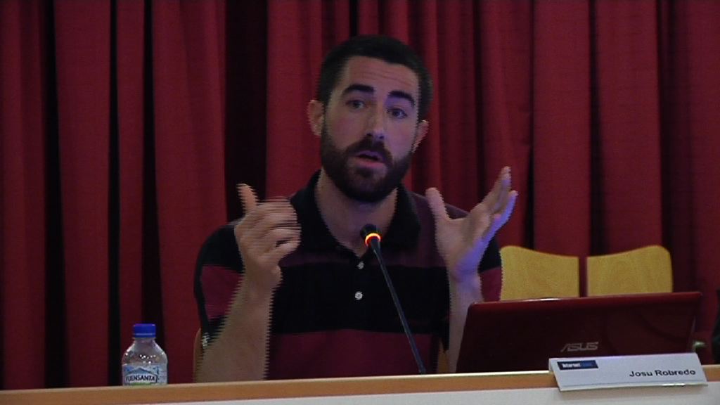 Hitzaldia: "Nola diseinatu gure estrategia;enplegua bilatzeko kontzeptu berria". Josu Robredo [43:00]