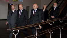 Ares insta al ministro de Interior a "seguir impulsando", el plan sobre política penitenciaria pese a las "presiones"