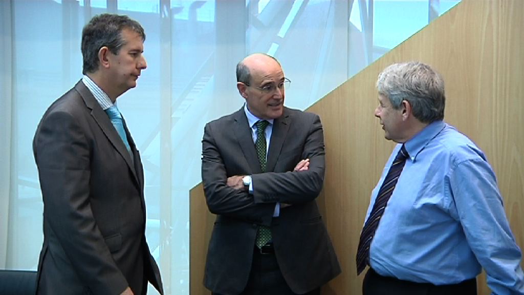 Video Bengoa se reune con el Ministro de salud de Irlanda del Norte y el Director de Salud de Escocia