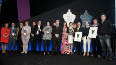 El Gobierno Vasco premia los valores del comercio y el turismo en un acto en el Museo Balenciaga