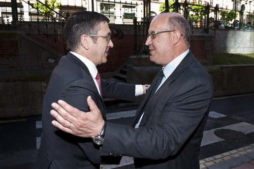 Lehendakari: "La democracia debe ser capaz de integrar a quienes cumplen sus normas"