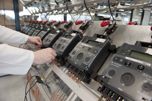 Grupo ZIV inaugura una nueva fábrica de contadores inteligentes en Bizkaia